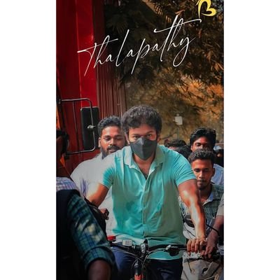 Thalapathyan
Die hard loyal fan🤩
If tamil cinemas are drug Thalapathy is the drug dealer🤙😜
