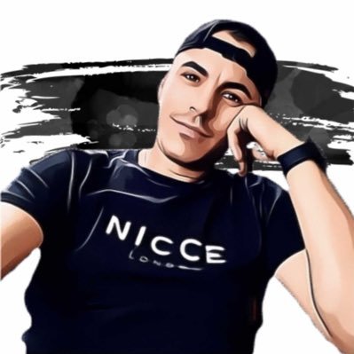 dalidoshx's profile picture. Code and Tech