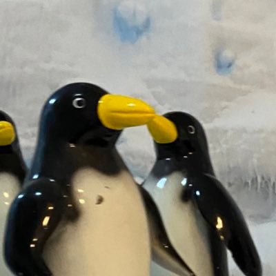 spU4ATbNydkOlKn's profile picture. 