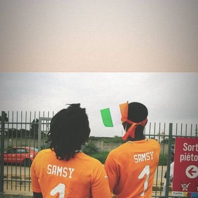 Amoureuse de la vie 💛🧡 , de l'attieke et du Marketing #SAMSY 💘💍 Hiram ❤️ @SAMSY_OFF IG: Drogbadine