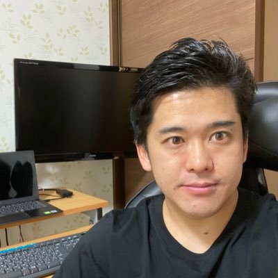 minami_papa's profile picture. 21.9.17会社員卒業しました😎30代/代表取締役/2児パパ/筋トレ/LP×広告運用/LINE/21.2.21WEB制作学習開始▶︎3.25初案件獲得▶︎7/7サラリーマンしながら起業▶︎7月月収8桁/市場を取る◆JUST DO NOW-顧客利益をもたらすプロ集団を作る◆