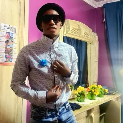 Thabang73078459's profile picture.