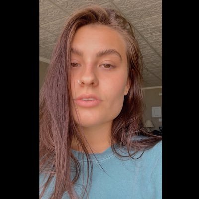 kia_cafaro's profile picture. my name isn't pronounced like the car