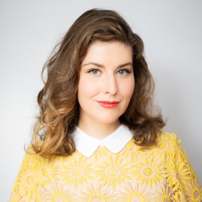 AuthorEmLynden's profile picture. Author of heartwarming romantic fiction 📖💞 Reading 📚 Writing 👩‍💻 Romanticizing everyday life✨ THE HOLIDAY PLAN out now with @HarpethRoad