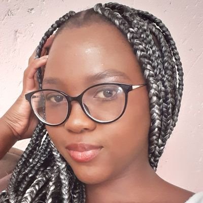 Occasional reader. ❤ | Conservative human. 🧘🏾♀️ |NB: ⛔No funny DMs.🚫