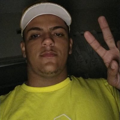 Seja forte e corajoso! Não se apavore nem desanime, pois o Senhor, o seu Deus, estará com você por onde você andar.
