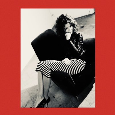 Spanish soprano Davinia Rodriguez´s Official Twitter