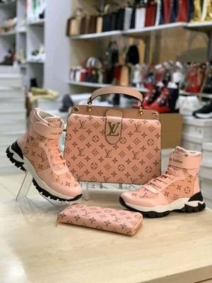 ClaireObele's profile picture. 