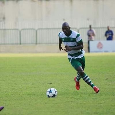 MacaboNoir's profile picture. 