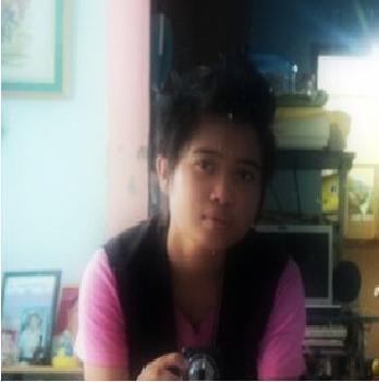 KINDLY FOLLOW me d cute na DRUMMER :D