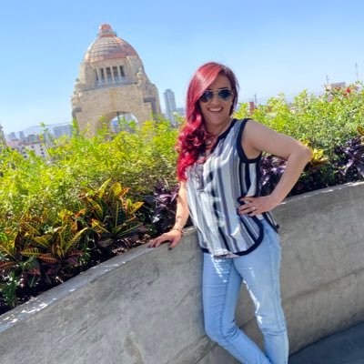 RoxTulish's profile picture. 