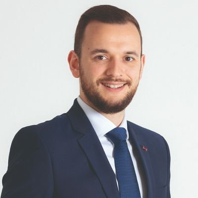 LucasDelattre6's profile picture. Directeur d'hôpital au @CHU_Montpellier 🏥
Passé par @univ_lille🎓 @EHESP 🎓 et @CHU_Lille 🏥