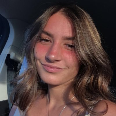 abigailfoster01's profile picture. elementary teacher in the making!
USD 23'
go yotes