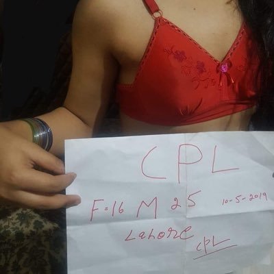 hunzil_n's profile picture. We r lhr cpl age shiza 18 hunzil 28