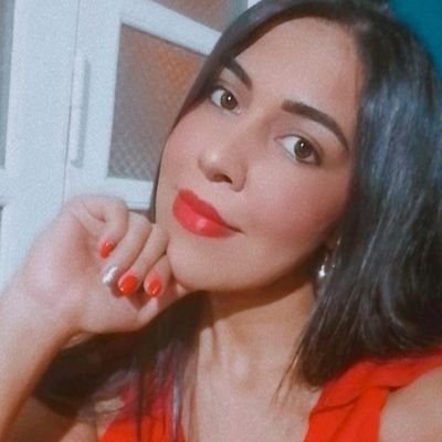 RecaldeLuz13's profile picture. Bioquímica-UNA ⚗️🧪