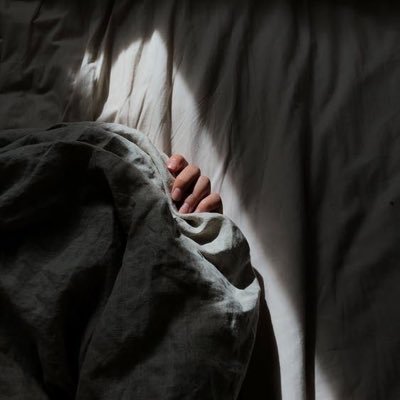 دوامْ الحَال من المحَال.