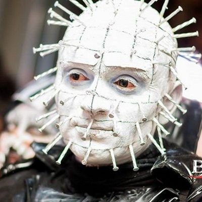alexcorrea151's profile picture. el de la foto soy yo,mis ojos rojos,producto del maquillaje y los lentes de contacto 🤭🤭🤭