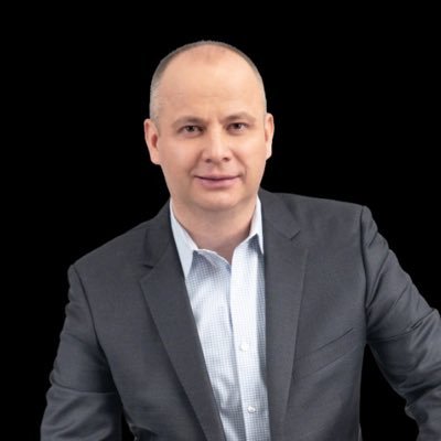 LuisFallas's profile picture. 🏫 CEO y Fundador del Centro de Superacion Personal
🥇+25 años transformando vidas
🫵🏻 Te ayudo a descubrir y desarrollar tu máximo potencial