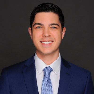 PGY1 @wake_eye | Editor @TheLens_oph | 🚣@RollinsCollege | Kindness is a habit.