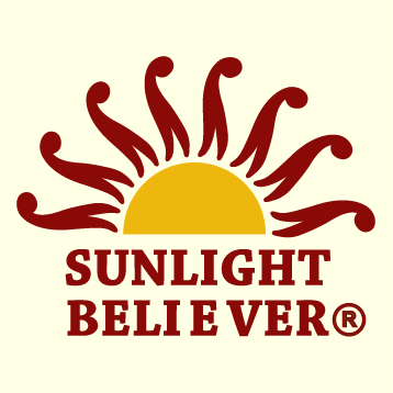sunlightbelieve's profile picture. Sunlightとは「太陽の光」believerとは「信じてついていく人」。太陽はあらゆる生命にエネルギーを与え普遍的に光を与えている存在。そんな太陽の明るい光のように「希望のある普遍的で斬新なものづくり」をコンセプトにしたBRANDです。