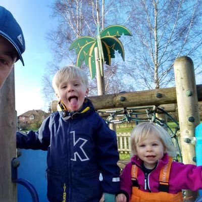 Swede living in Surrey, created The Swedish Pub in London, used to work for #probably, now renovating a house and enjoying time off with Viggo and Ebba!