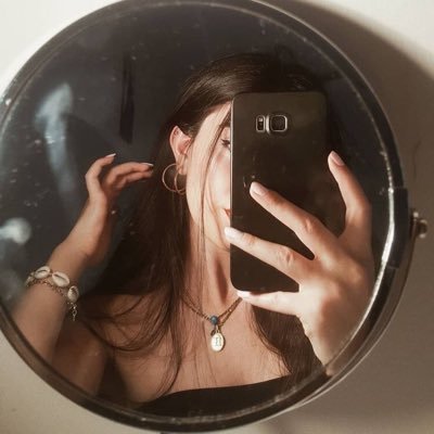 menawanx's profile picture. ~ 𝘣𝘶𝘴𝘪𝘯𝘦𝘴𝘴 𝘢𝘤𝘤𝘰𝘶𝘯𝘵 ~ Selling apk premium, Bubble lysn. Payment, Gopay, Ovo, Dana, Shopeepay, BNI. backup akun @lakuindongkak & @bastahd