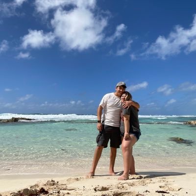 _lopezzx3's profile picture. RN🩺 taken by the best❤️