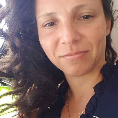 piahem's profile picture. Rédactrice en chef à @Hospimedia