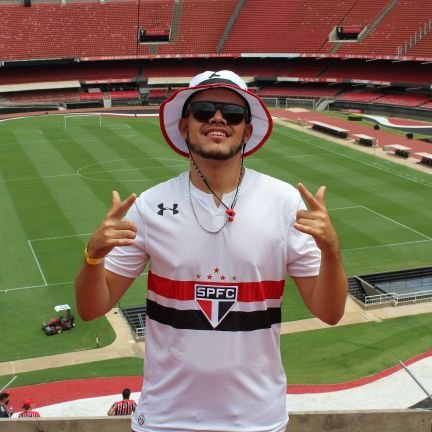 Parte paulista, parte carioca
EconoUff 🦈
22 anos
Definitivamente, São Paulo Futebol Clube!
Dono da https://t.co/p3wCFx6toe