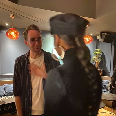 XAVIE7 Profile