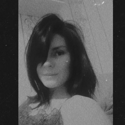 nasti930402's profile picture. 