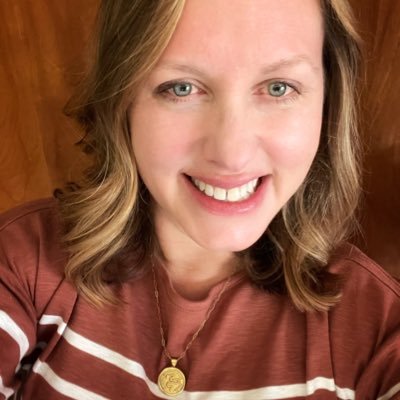 Booklover. Co-host and producer of Authors Love Bookstores on @amightyblaze. Writer published in Cognoscenti, The Boston Globe, and more. She/her.