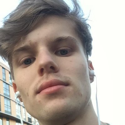 I tweet about Champions League, Ajax and some Counter-Strike esports.