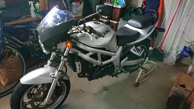 kP256lf5rfJWVSh's profile picture. 子育てとバイクの両立に悩む父親です