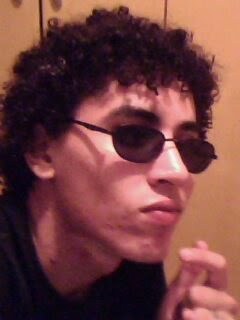 Viva. fais oq tu queres pois á  de ser tudo da lei