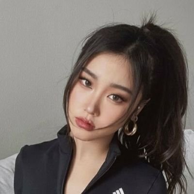 hyoonloops's profile picture. for  #혜윤 . #HEYOON