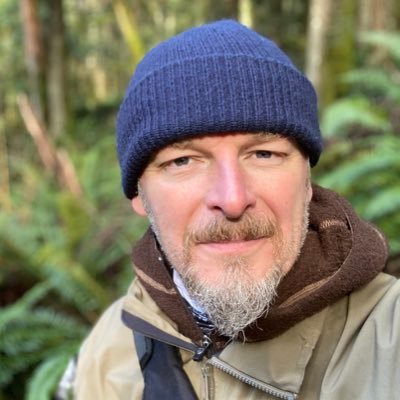 Ecologist, conservationist, author, filmmaker, TV host, adventure motorcyclist, bear and large carnivore nut. Podcast: 'THE WILD with Chris Morgan'! 🎧