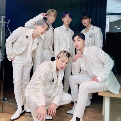 iKON ‼️‼️‼️and Kim Hanbin 🆔 only // my 2nd account. My first account was locked up for idk the reason.
