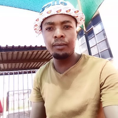 pablo_ntatasedi's profile picture. Live according to your own principles ✌