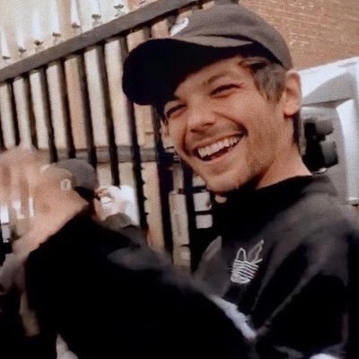 LARRYSTYL3S's profile picture. 