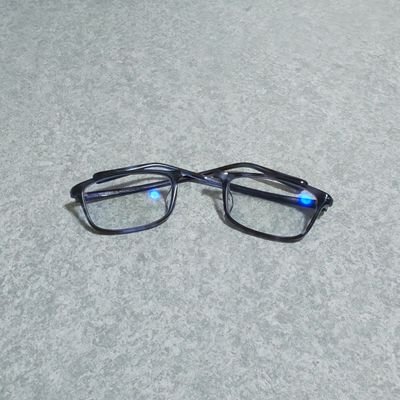 waremegane1001's profile picture. 
