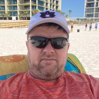 Conservative Christian (R), husband to a beautiful wife and proud Dad to 4 kids. F3 “Cheerio”