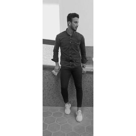 Moaz39017812's profile picture. Dr moaz🖤