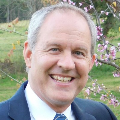 Xchangemacher's profile picture. Chief Content Officer @ACG_USA | Committed transatlanticist | Change the world, one person, one exchange at a time. | Be engaged. Personal opinions.