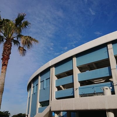 IiHtv3RqL1IWmlQ's profile picture. 