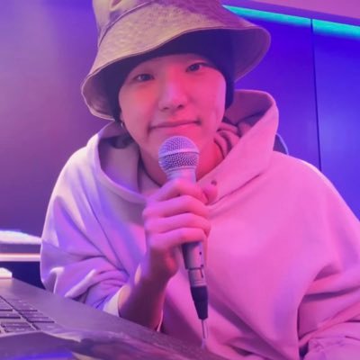アイコンも変えました。ヘッダー変えました。 ホシペンの呟き https://t.co/PIOOQ2S3FH