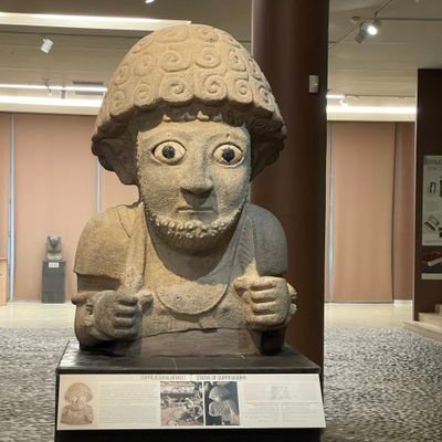 emrahon10's profile picture. 