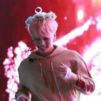 Lu (@lifecomplicate2) 's Twitter Profile