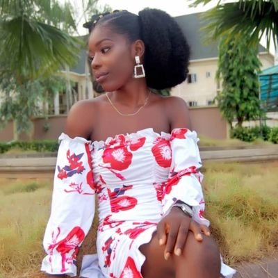 Cynthia09400447's profile picture. student nurse

love people around me