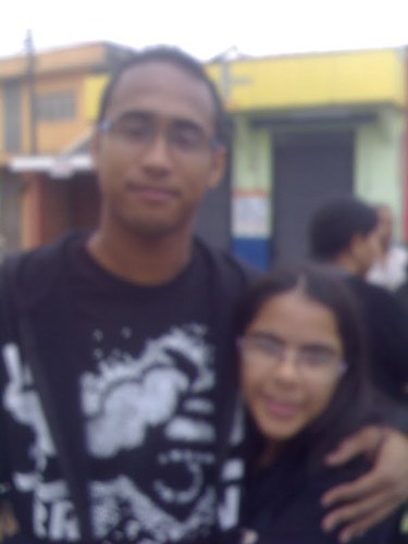 Sou  uma  pessoa  legal  que  tem  facilidade  de  escutar  as  pessoas   que  tem  dificuldade _